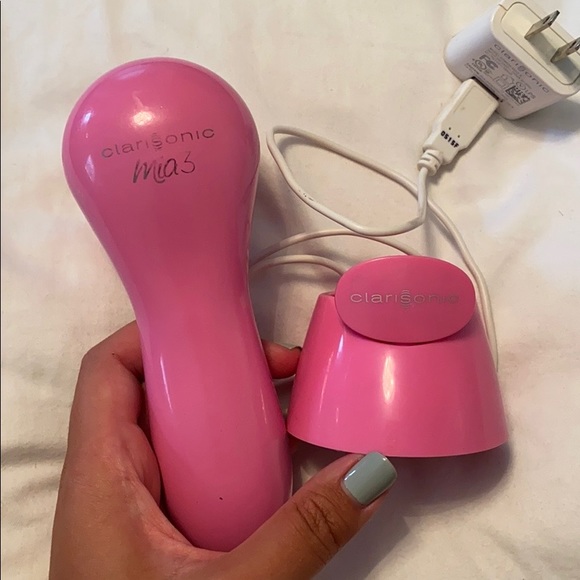 Clarisonic Mia 3 Facial Brush - Picture 2 of 3